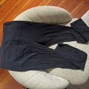 Lululemon black leggings sz 4